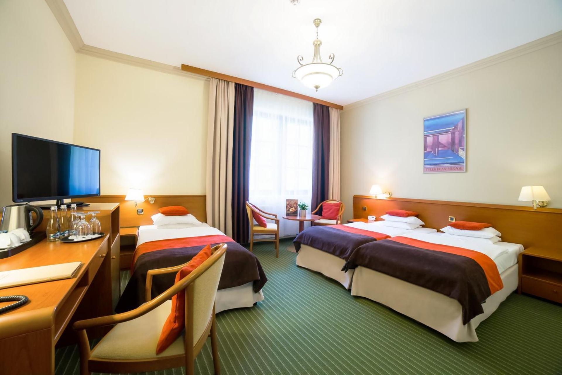 Hotel Klewinowo Conference & Spa Buitenkant foto
