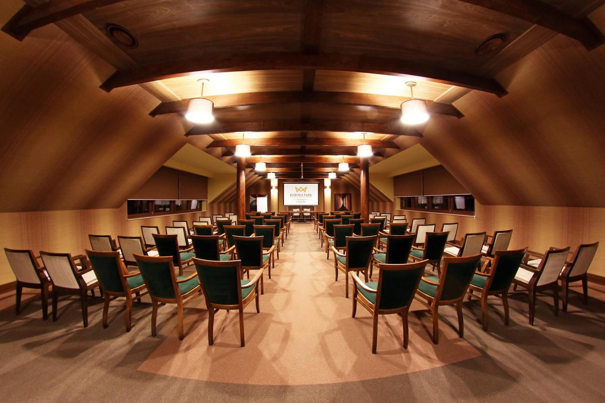 Hotel Klewinowo Conference & Spa Buitenkant foto